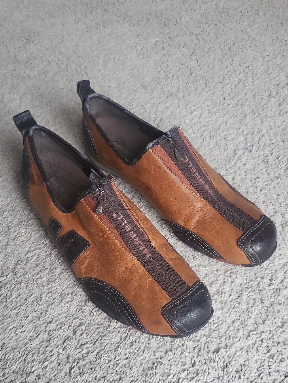 Merrell Barrado Womens 11 Brown Leather Front Zip Slip On Shoes Comfort Flaw